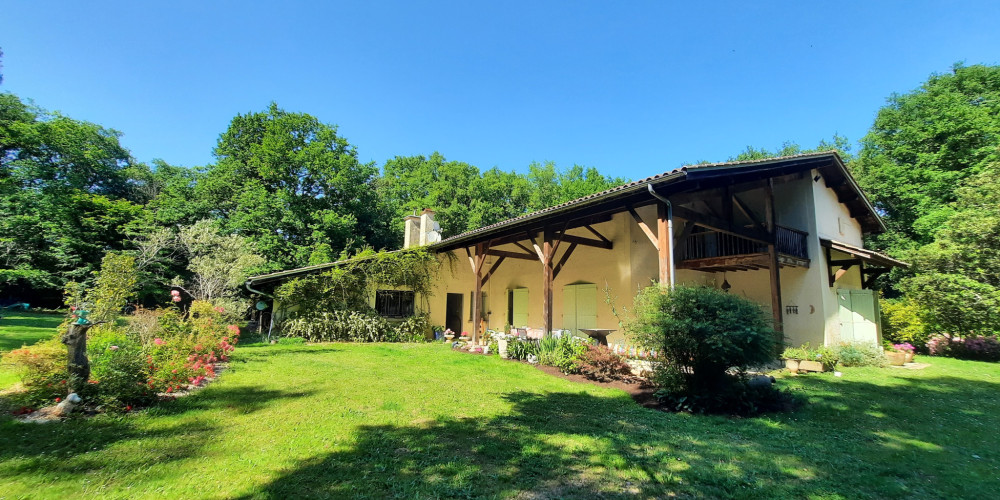 maison à BLASIMON (33540)