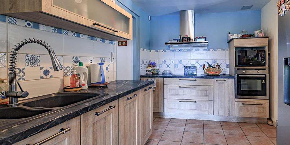 maison à ST MEDARD DE GUIZIERES (33230)