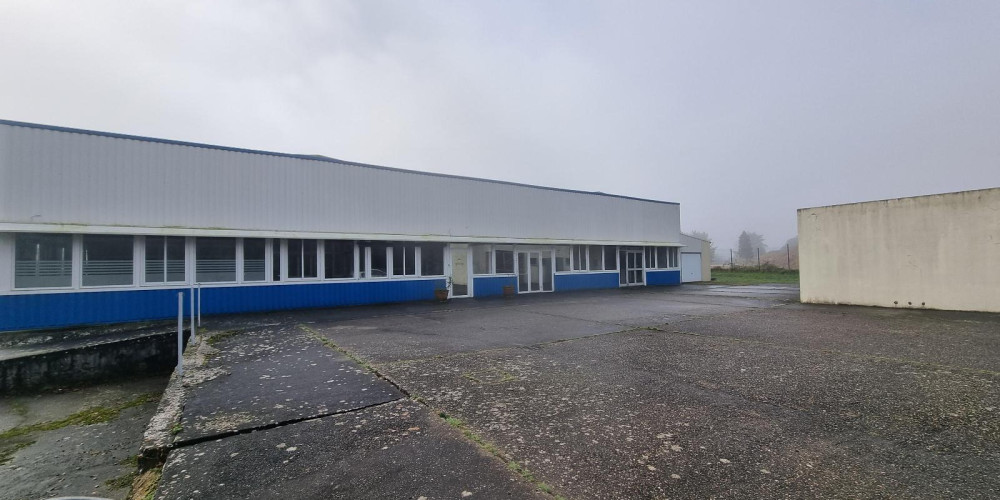 local commercial à ARTIGUES PRES BORDEAUX (33370)