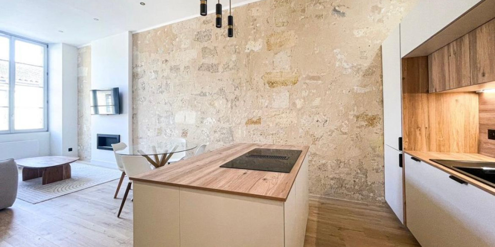 appartement à BORDEAUX (33300)