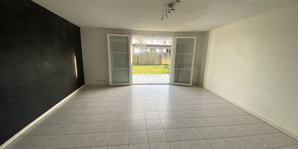 maison à VILLENAVE D ORNON (33140)