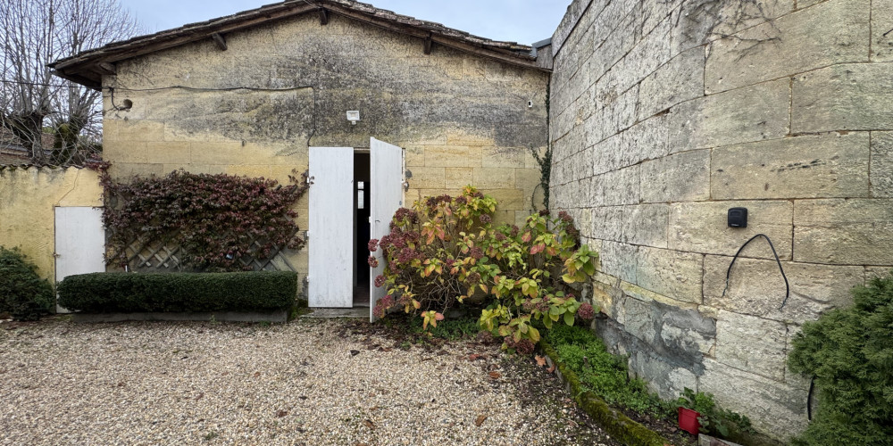 maison à IZON (33450)