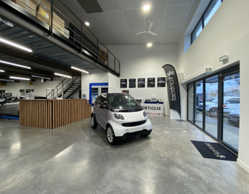 local industriel  MERIGNAC