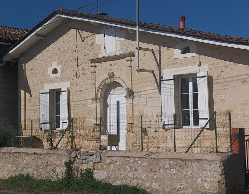 maison  TARGON