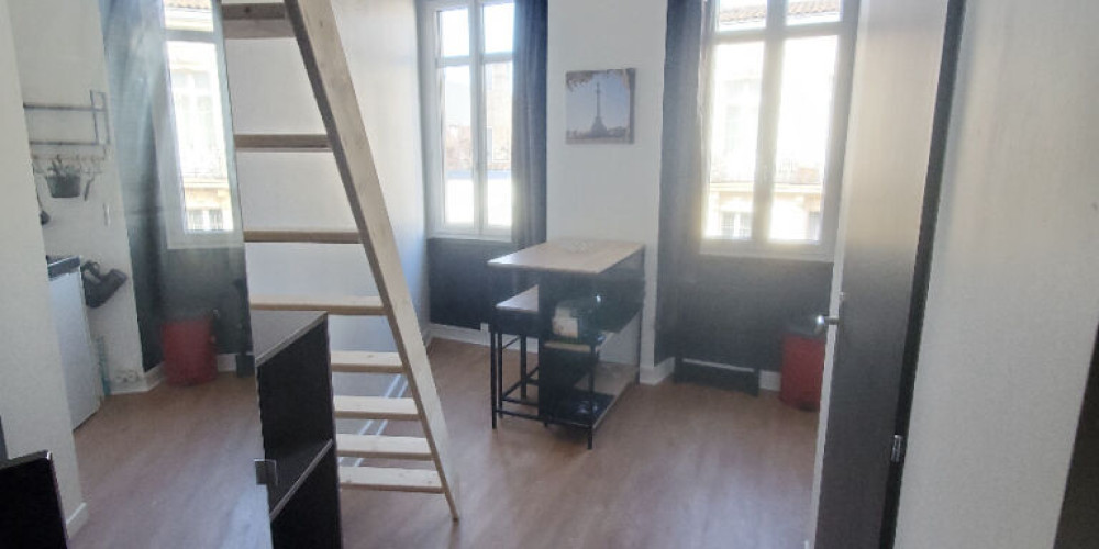 appartement à BORDEAUX (33000)