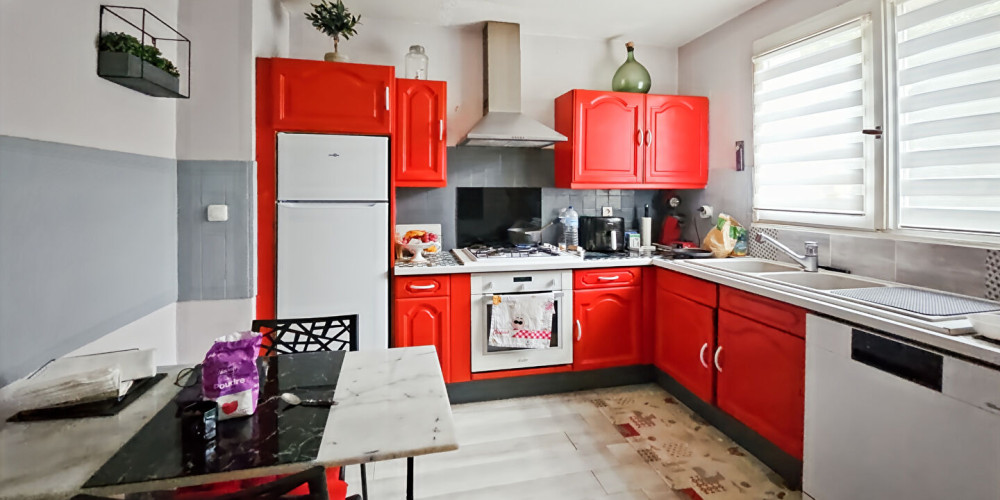 maison à VILLENAVE D ORNON (33140)