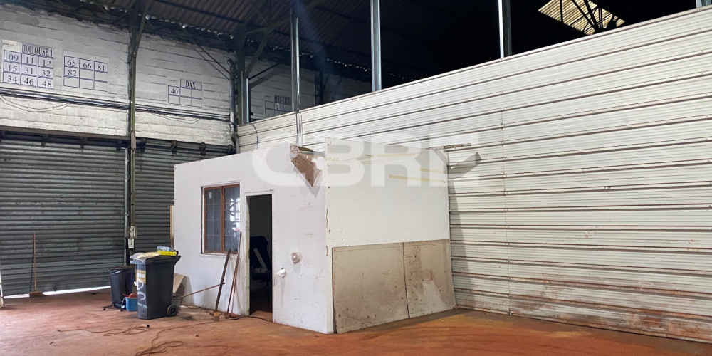 local industriel à BEGLES (33130)