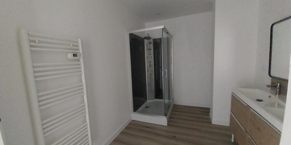 appartement à TARGON (33760)