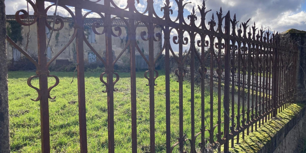 maison à BOMMES (33210)