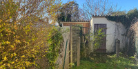 immeuble à ARES (33740)