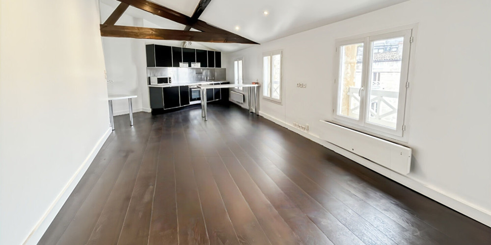 appartement à BORDEAUX (33000)