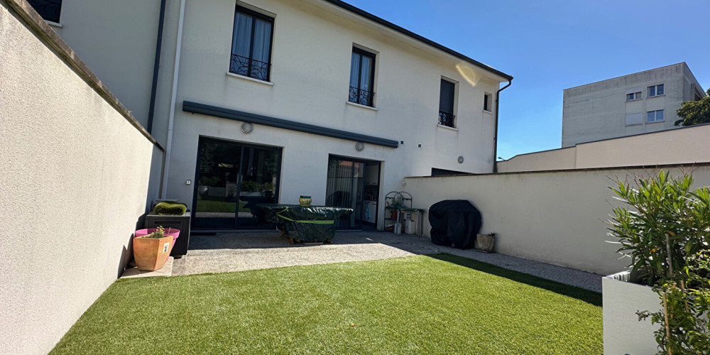 maison à BORDEAUX (33200)