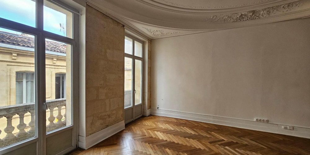 appartement à BORDEAUX (33000)