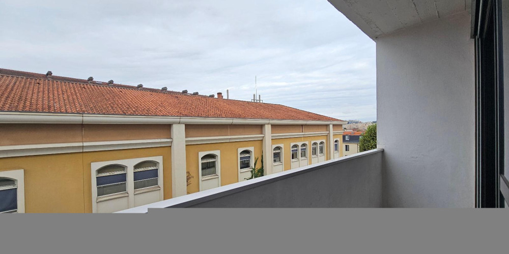 appartement à BORDEAUX (33000)