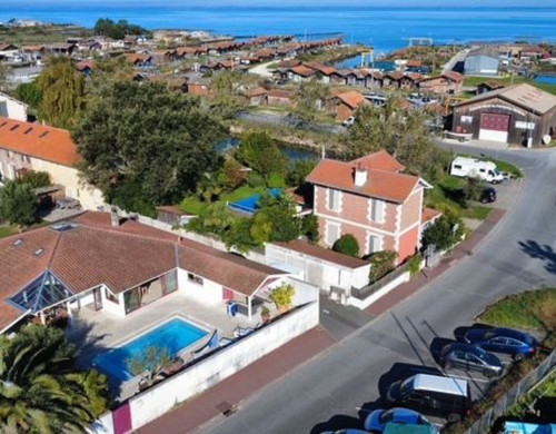 maison  GUJAN MESTRAS