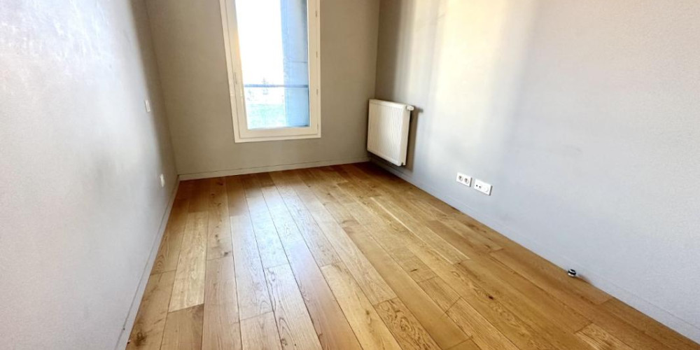 appartement à BORDEAUX (33800)