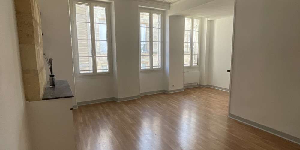 appartement à BORDEAUX (33000)