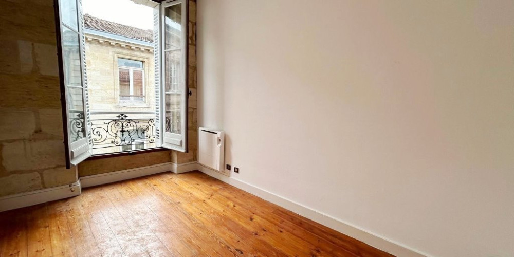 appartement à BORDEAUX (33000)