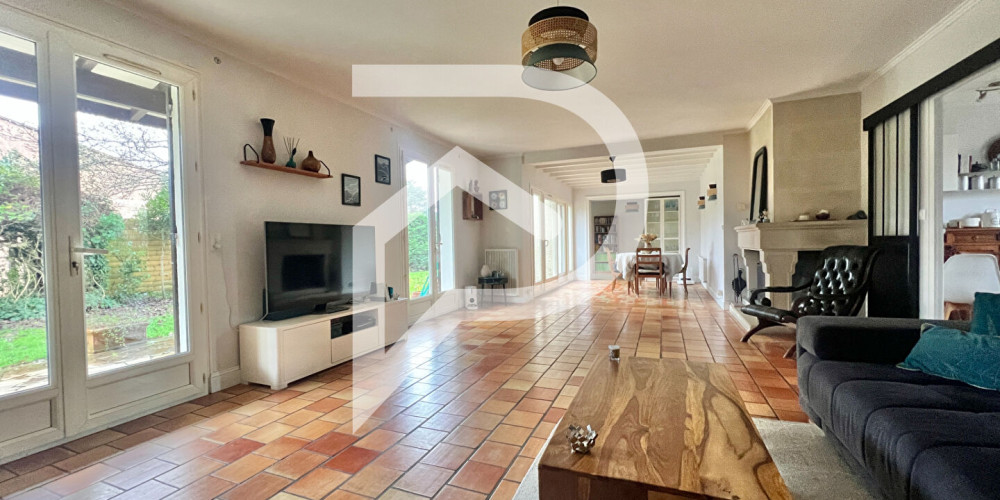 maison à ARVEYRES (33500)