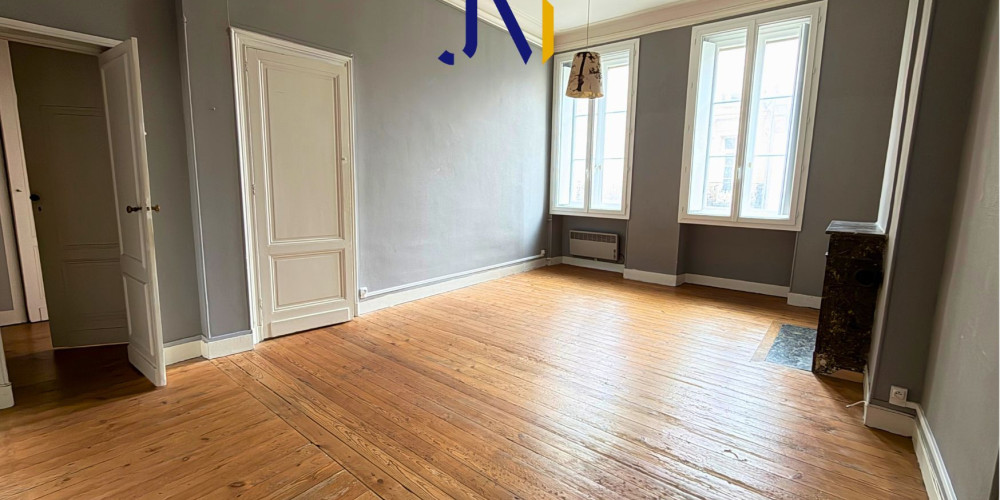 appartement à BORDEAUX (33000)