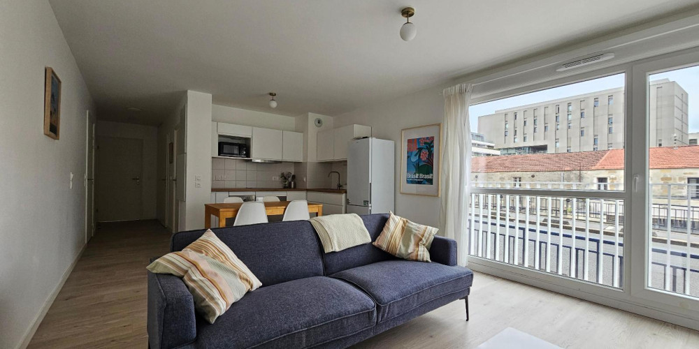 appartement à BORDEAUX (33800)