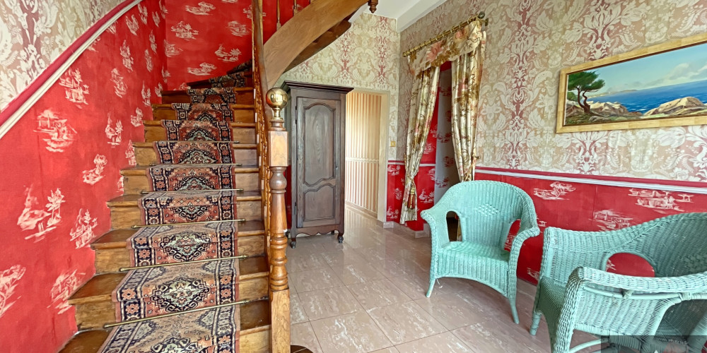 maison à LES ARTIGUES DE LUSSAC (33570)