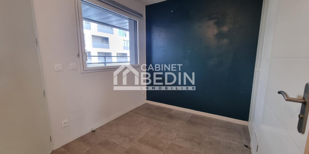 appartement à BORDEAUX (33000)