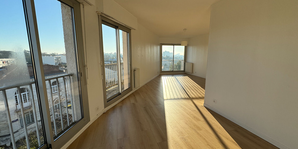 appartement à BORDEAUX (33000)