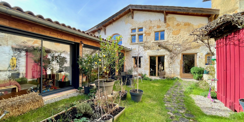 maison à STE CROIX DU MONT (33410)