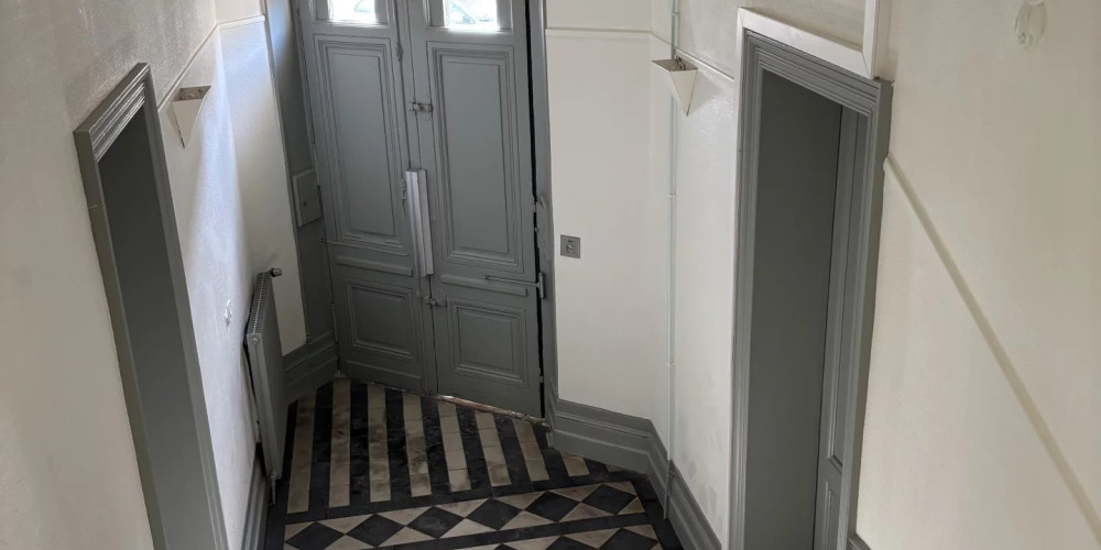 appartement à BORDEAUX (33800)