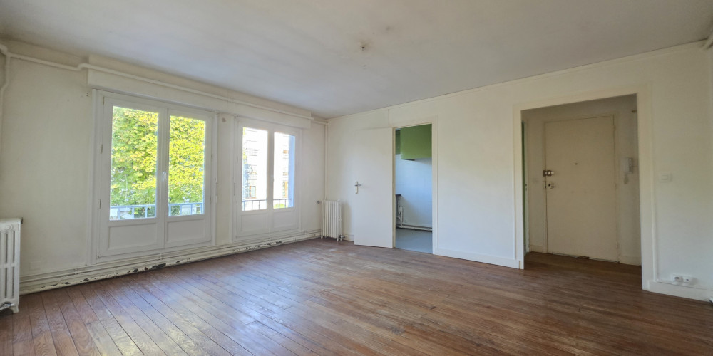 appartement à BORDEAUX (33000)
