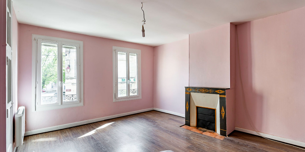 maison à LUSSAC (33570)