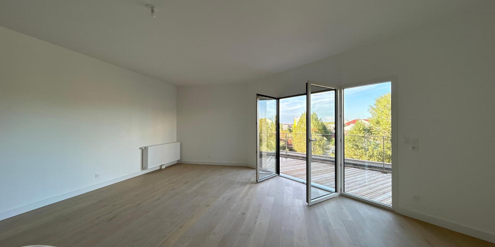 appartement à BORDEAUX (33100)