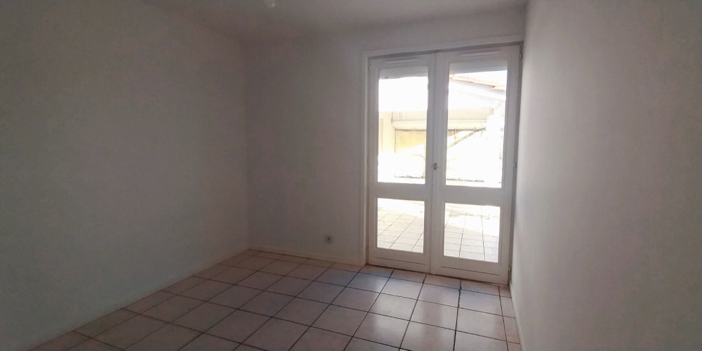 maison à ST CHRISTOLY DE BLAYE (33920)