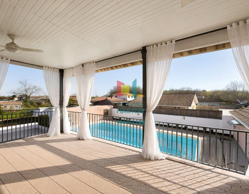 maison  GUJAN MESTRAS