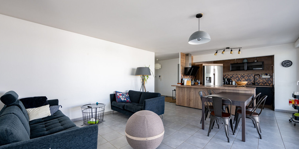 appartement à BORDEAUX (33100)