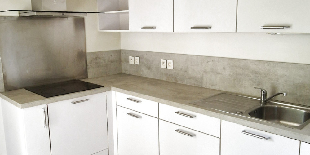 appartement à BORDEAUX (33300)