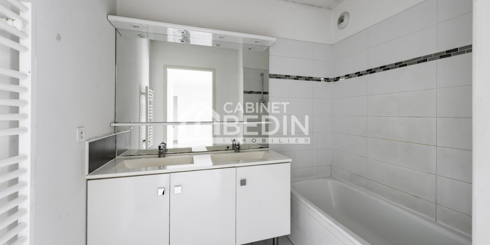 appartement à BORDEAUX (33000)