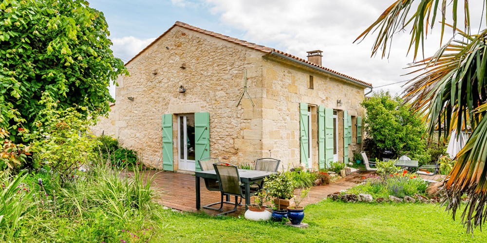 maison à MOULON (33420)