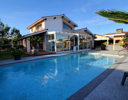 maison  GUJAN MESTRAS