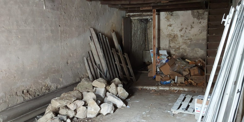 parking à SAUVETERRE DE GUYENNE (33540)