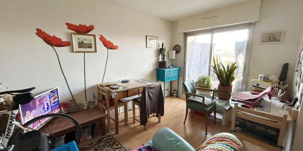 appartement à BORDEAUX (33800)