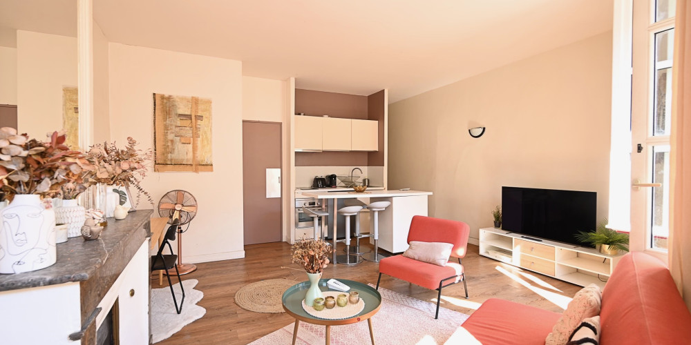 appartement à BORDEAUX (33000)