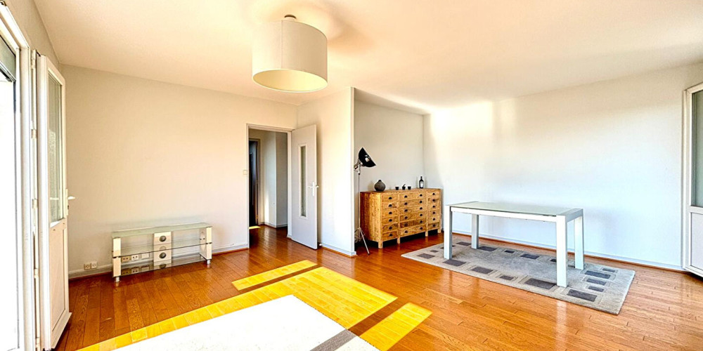 appartement à BORDEAUX (33200)