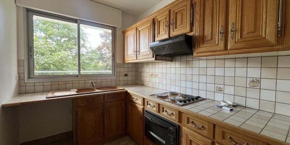 appartement à BORDEAUX (33200)