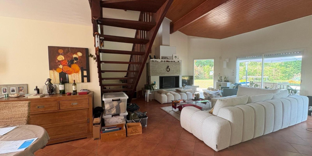 maison à SAUCATS (33650)
