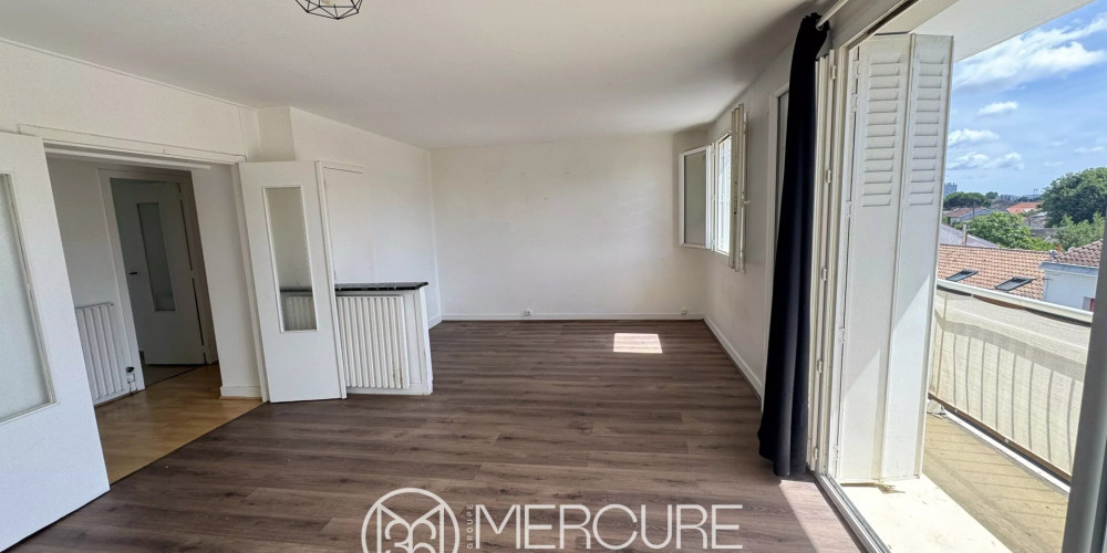 appartement à BORDEAUX (33000)