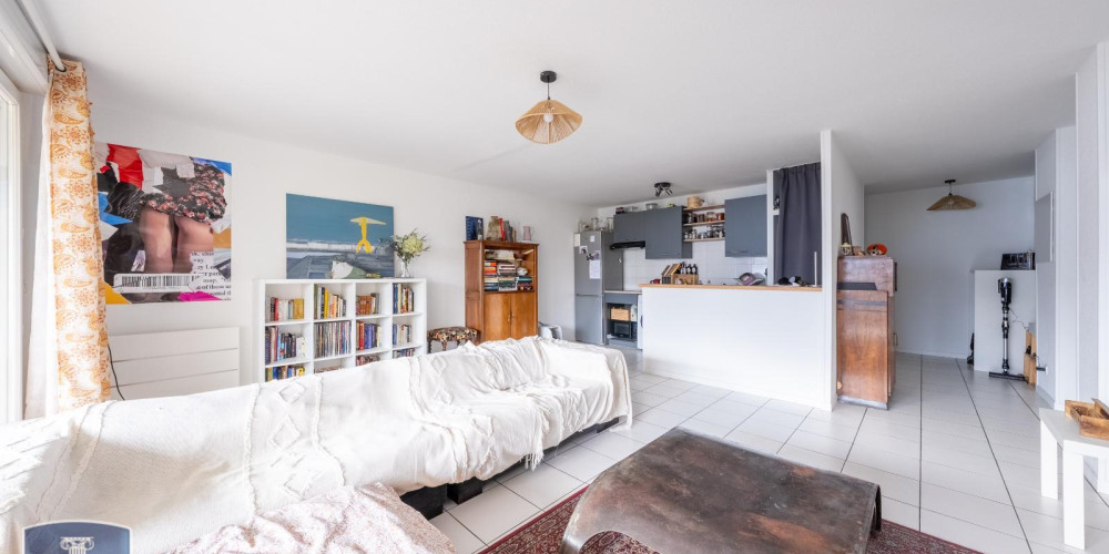 appartement à BORDEAUX (33300)