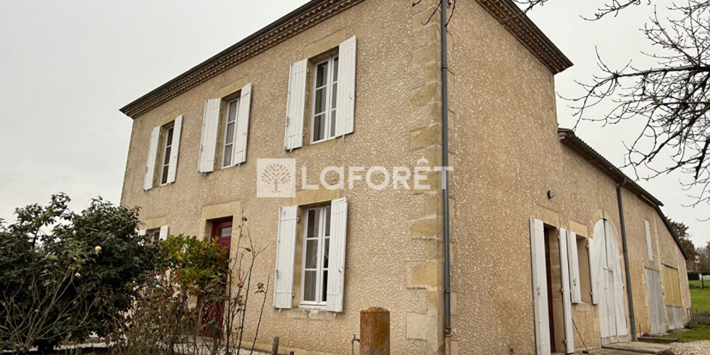 maison à ST PIERRE D AURILLAC (33490)