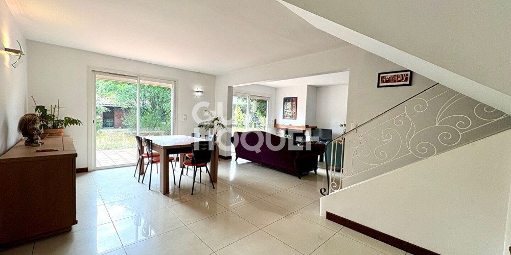 maison à VILLENAVE D ORNON (33140)